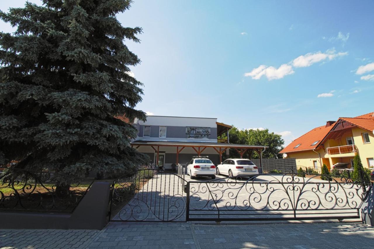 Hotel Szitakötő Panzió Tiszafüred Exterior foto